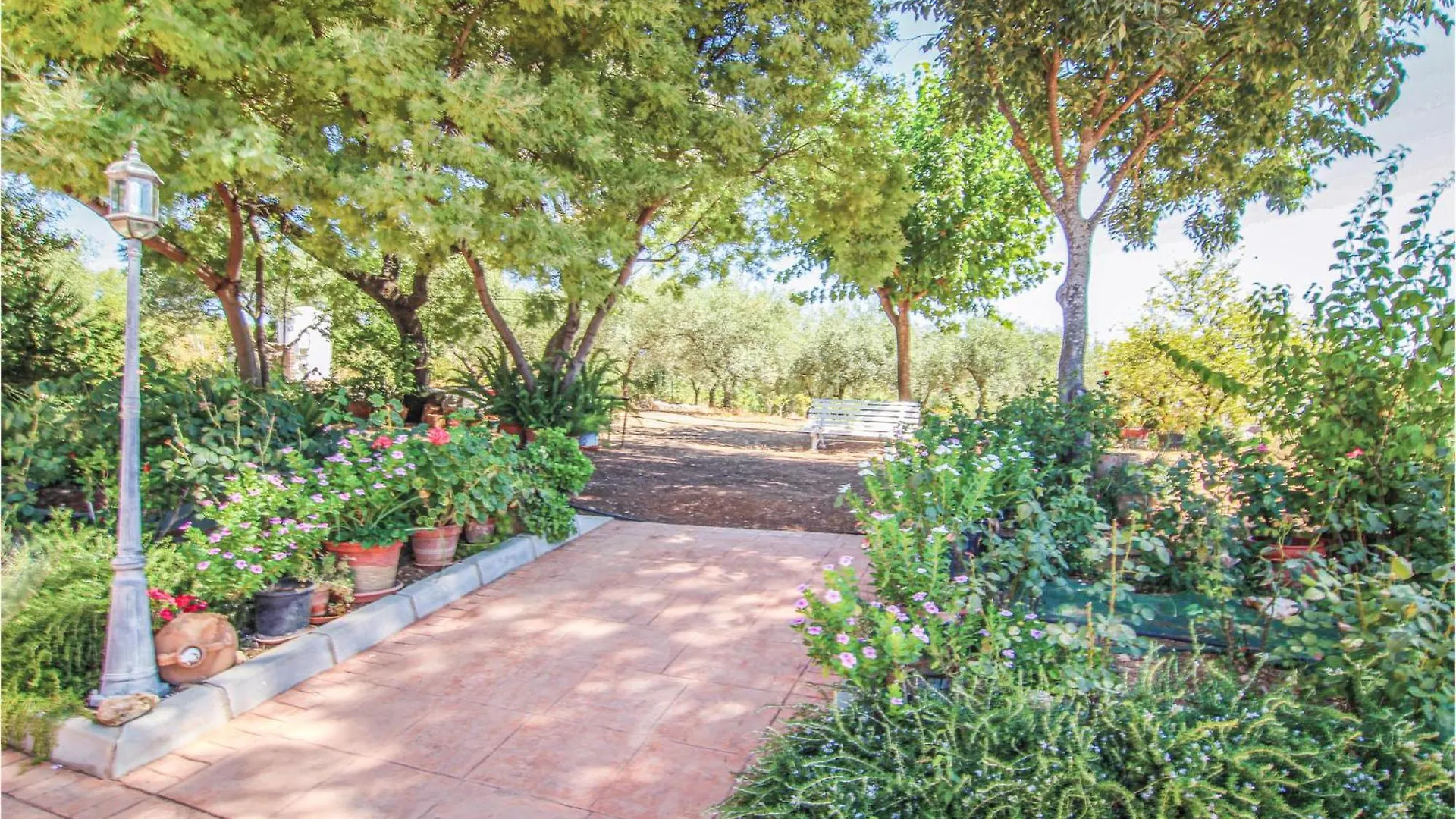 Holiday home Cozy Home In Almodovar Del Rio With Wifi